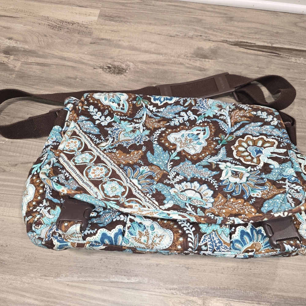 Vera Bradley Retired JAVA BLUE Quilted Flap Messenger Laptop Bag Excellent EUC